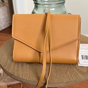 Glass Ladder & Co Katherine Tech Roll